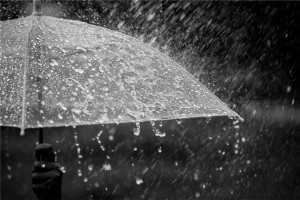 孕妇梦见下雨是什么意思？