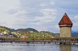 女的缺木带啥招财