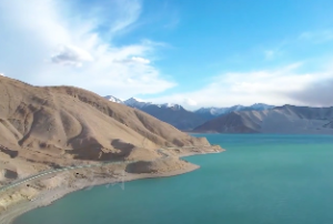 日月照壁格有哪些名人