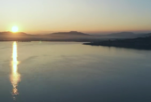 火雷噬嗑(噬嗑卦) 感情