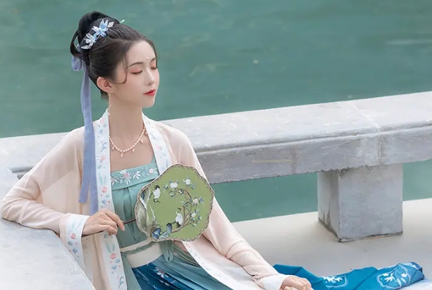 啥面相的女人是女汉子