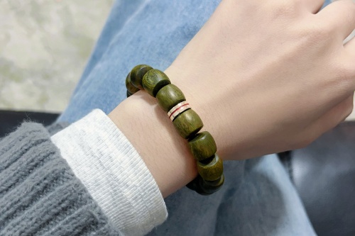 缺木的人佩戴什么饰品最好